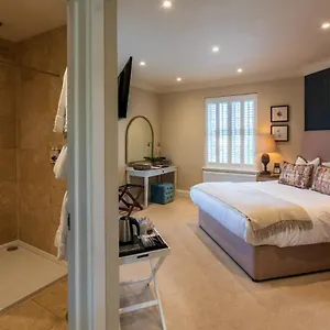 The Rising Sun 5*, Backwell United Kingdom